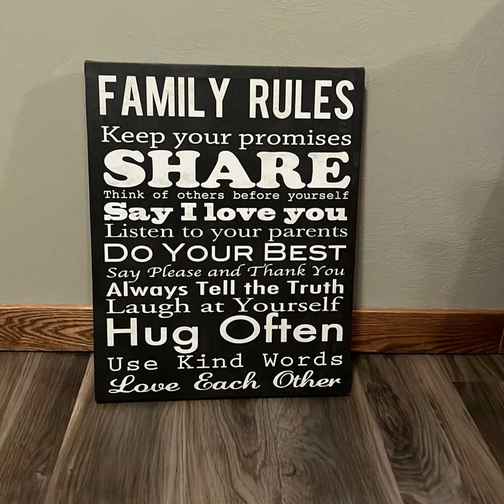 Vinyl Family Rules Wall Decor